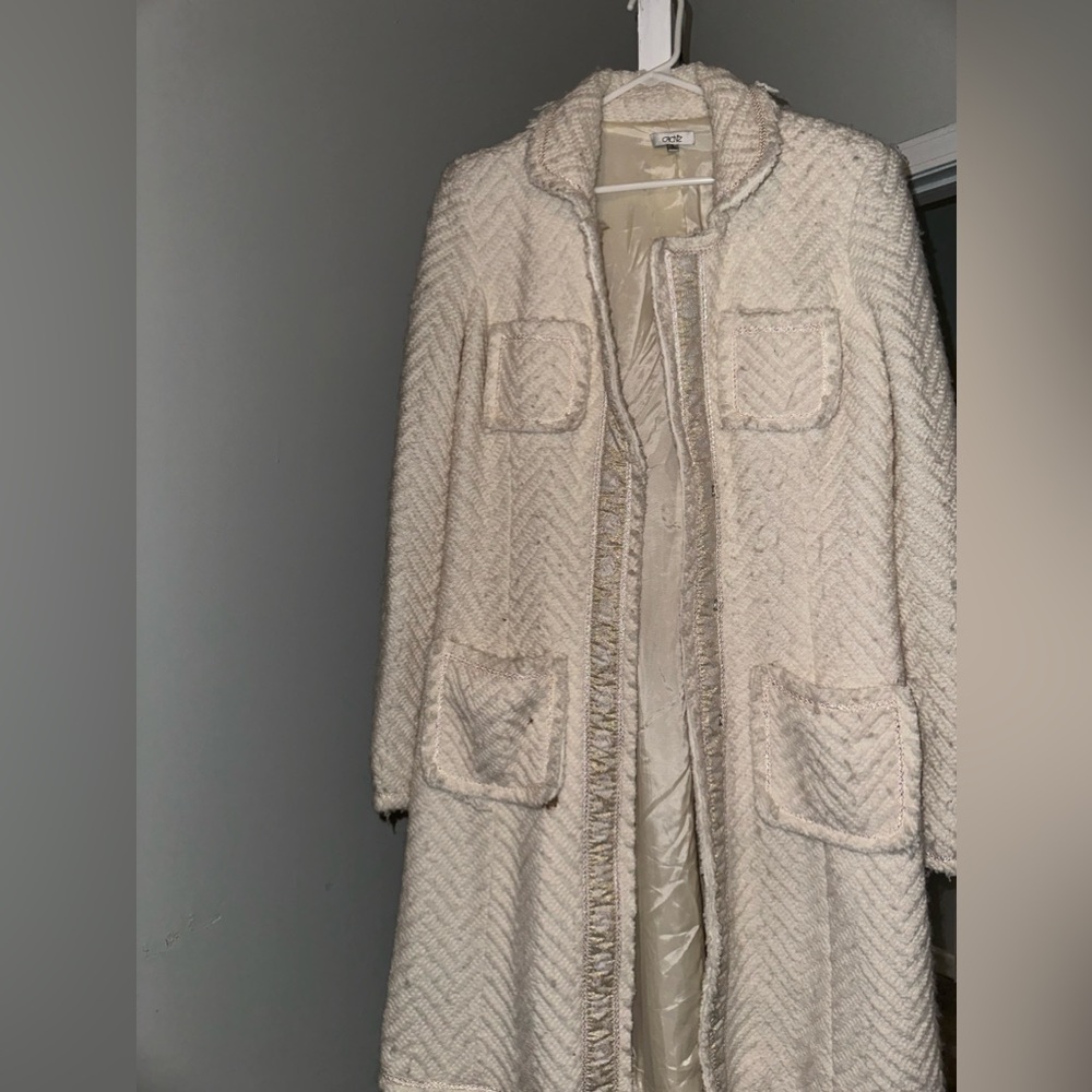 Stunning Cache Coat